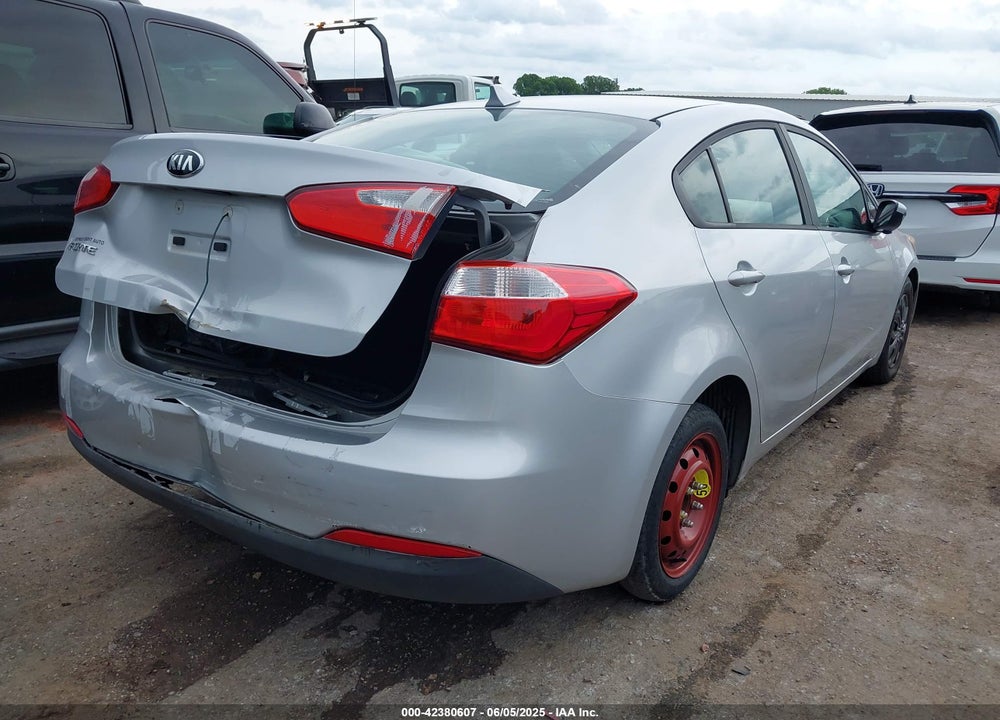 2016 KIA FORTE VIN: KNAFK4A63G5535767