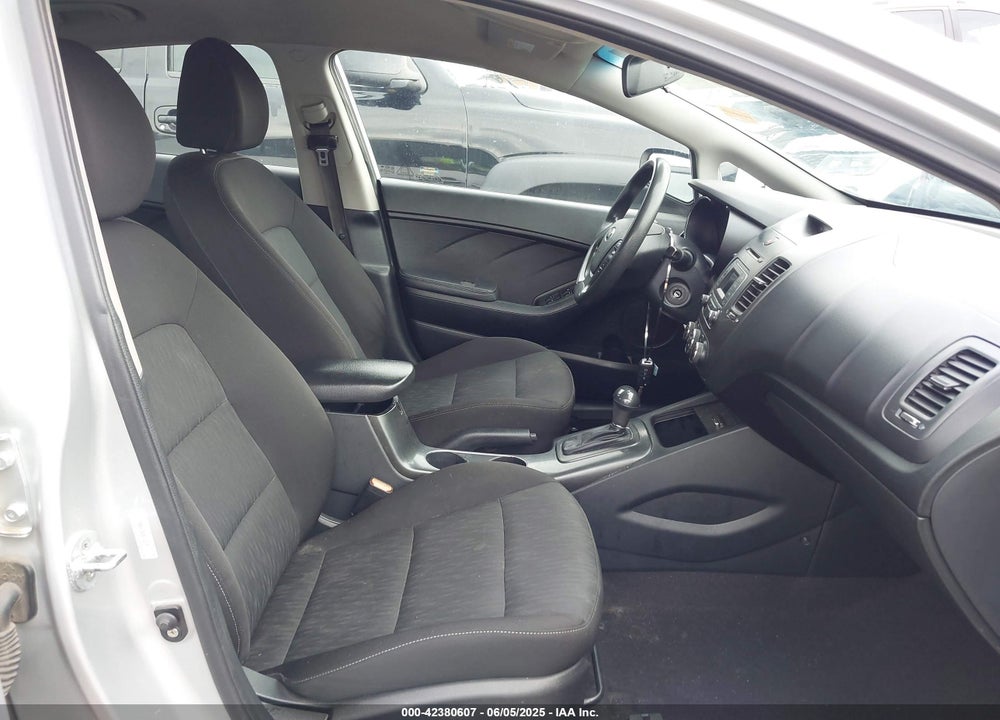 2016 KIA FORTE VIN: KNAFK4A63G5535767