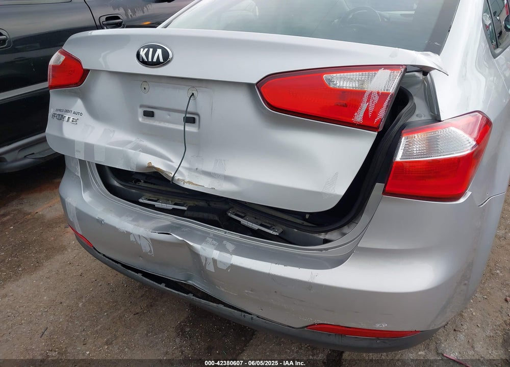 2016 KIA FORTE VIN: KNAFK4A63G5535767
