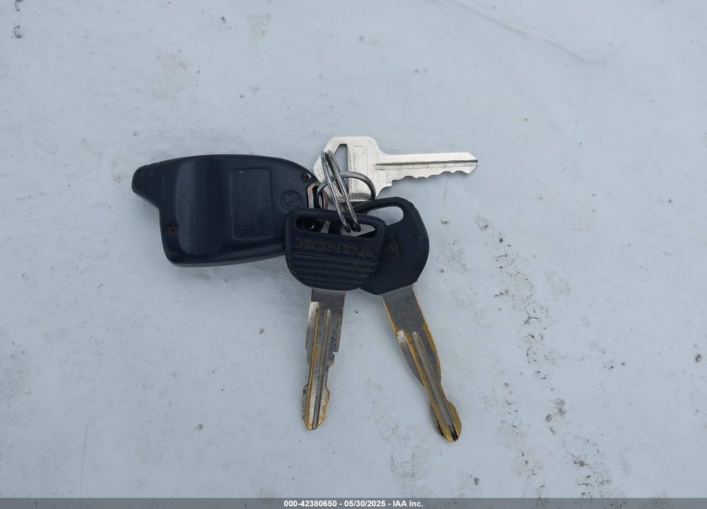 2000 HONDA CIVIC DX VIN: 1HGEJ612XYL012254