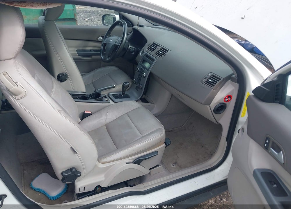 2008 VOLVO C30 VIN: YV1MK672482081519