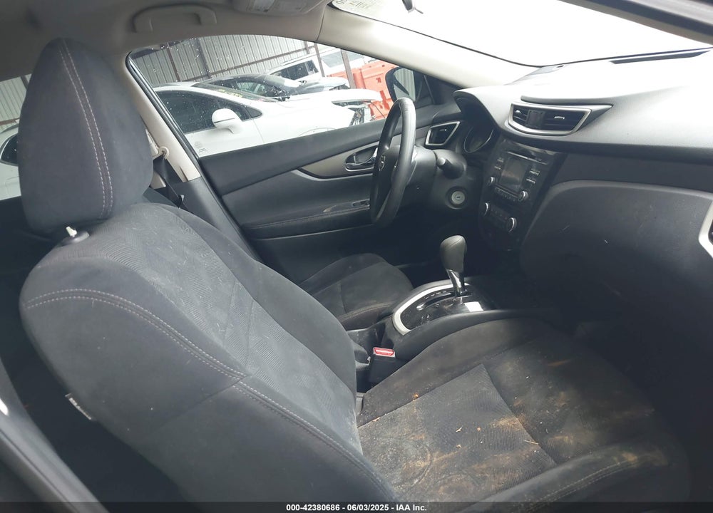 2016 NISSAN ROGUE VIN: 5N1AT2MT1GC920896