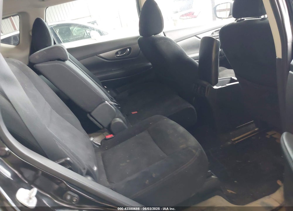 2016 NISSAN ROGUE VIN: 5N1AT2MT1GC920896