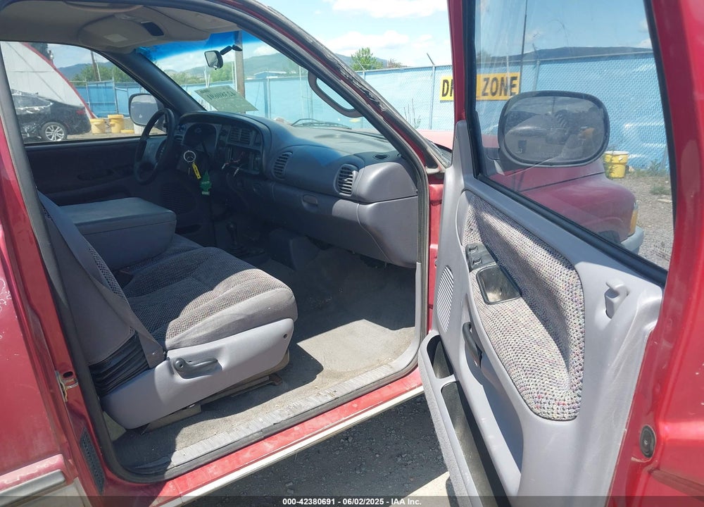 1998 DODGE RAM 1500 ST VIN: 3B7HF12Y1WG214882