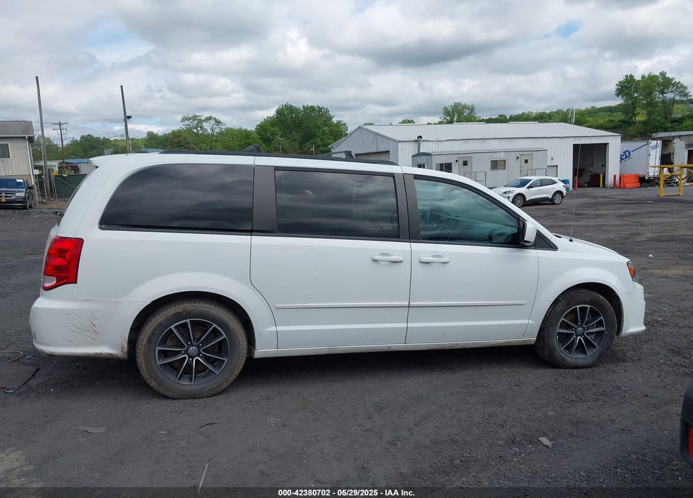 2017 DODGE GRAND CARAVAN GT VIN: 2C4RDGEG0HR845376