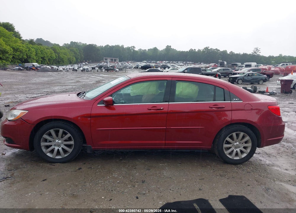 2013 CHRYSLER 200 TOURING VIN: 1C3CCBBBXDN603890