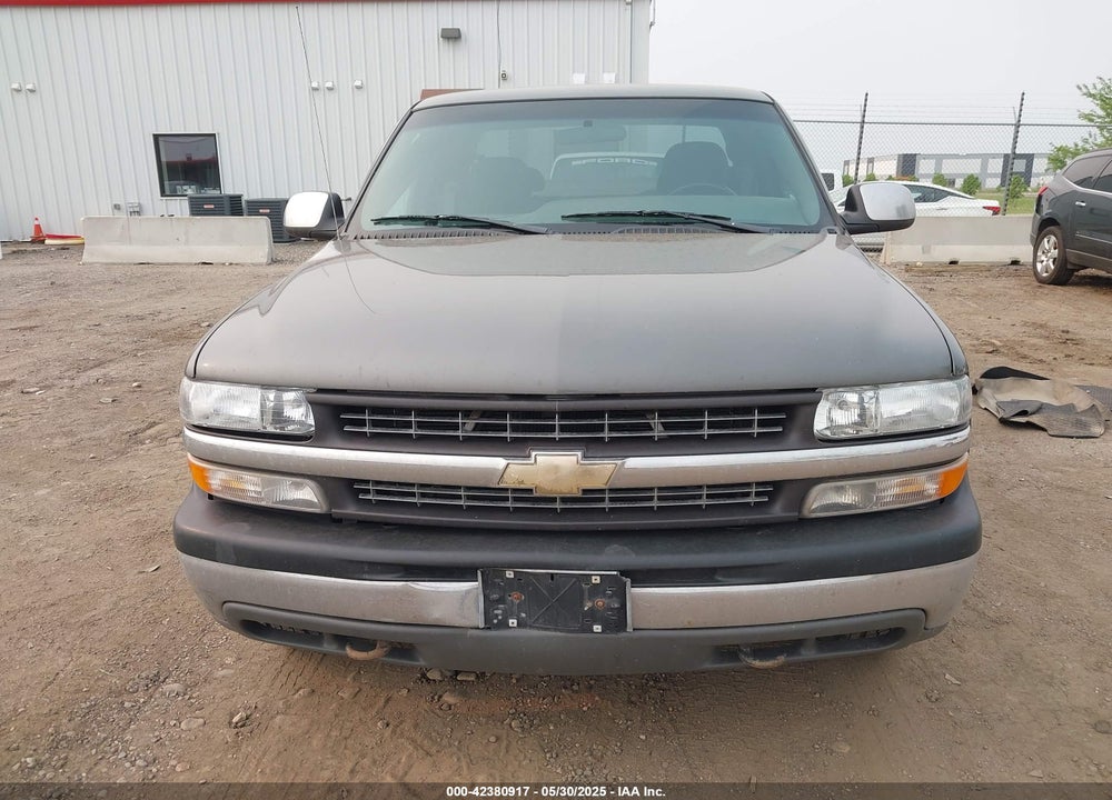2000 CHEVROLET SILVERADO 1500 LS VIN: 2GCEK19TXY1156503