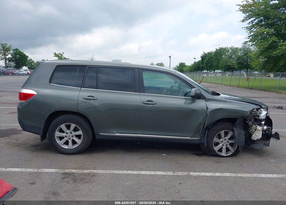 2013 TOYOTA HIGHLANDER VIN: 5TDBK3EH2DS178420