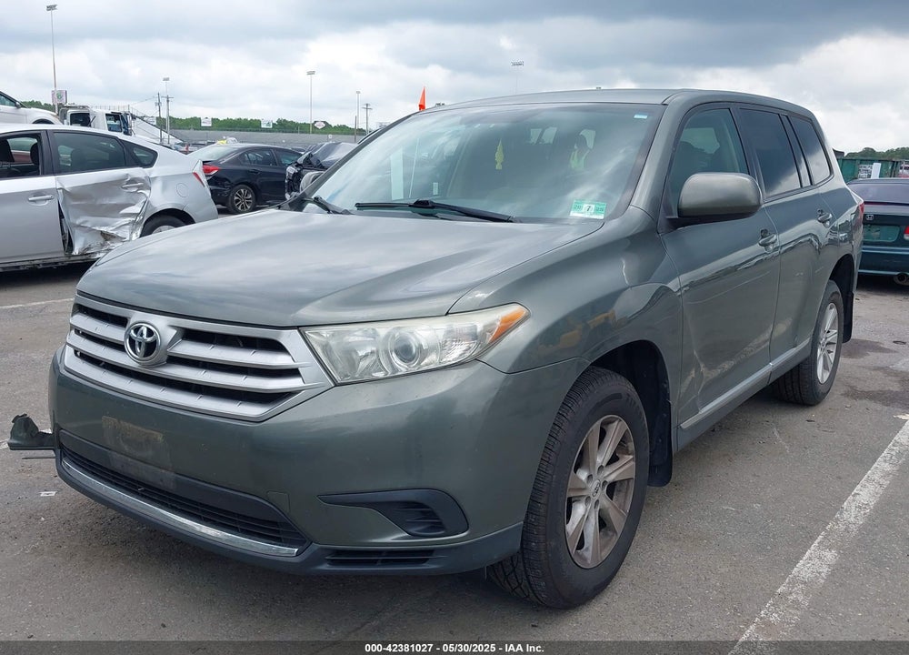 2013 TOYOTA HIGHLANDER VIN: 5TDBK3EH2DS178420