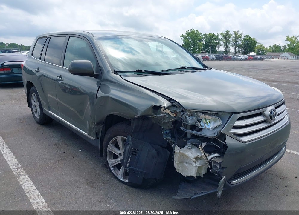 2013 TOYOTA HIGHLANDER VIN: 5TDBK3EH2DS178420