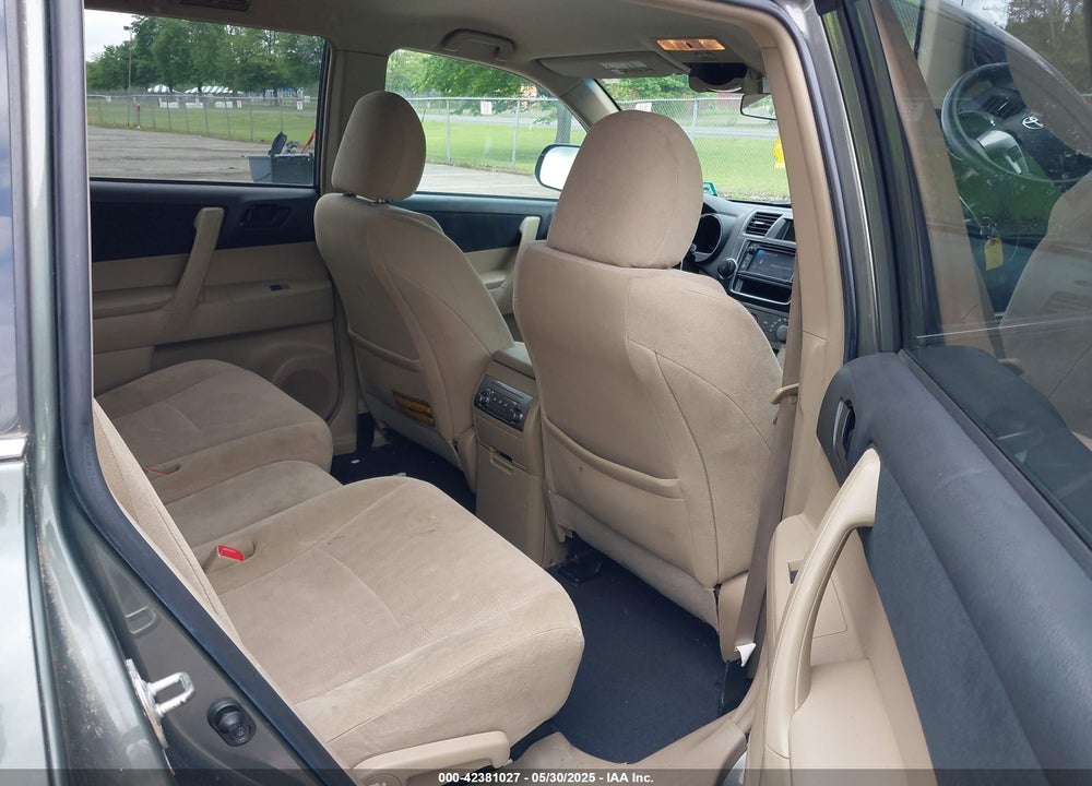 2013 TOYOTA HIGHLANDER VIN: 5TDBK3EH2DS178420