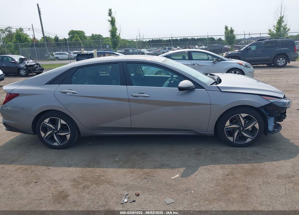 2023 HYUNDAI ELANTRA VIN: KMHLP4AG9PU429454