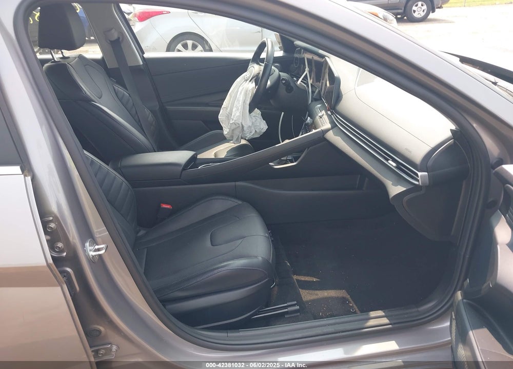 2023 HYUNDAI ELANTRA VIN: KMHLP4AG9PU429454