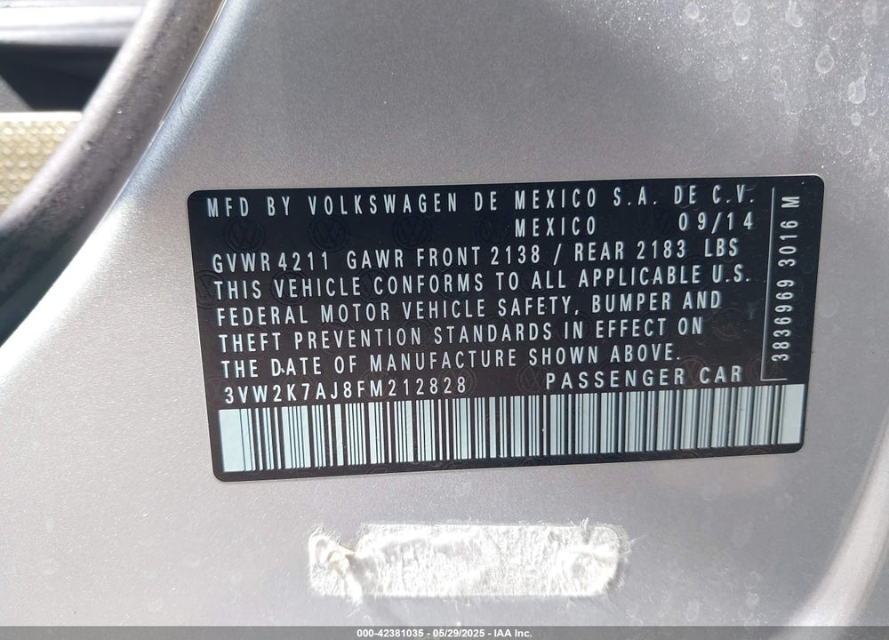 2015 VOLKSWAGEN JETTA 2.0L S VIN: 3VW2K7AJ8FM212828