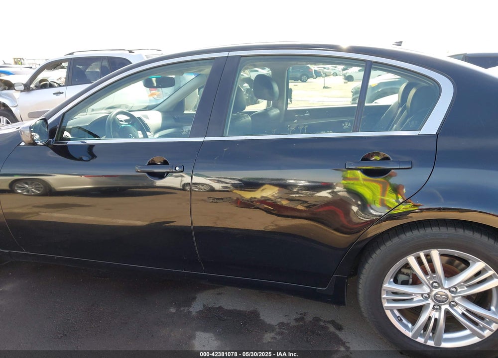 2015 INFINITI Q40 VIN: JN1CV6AP3FM580877