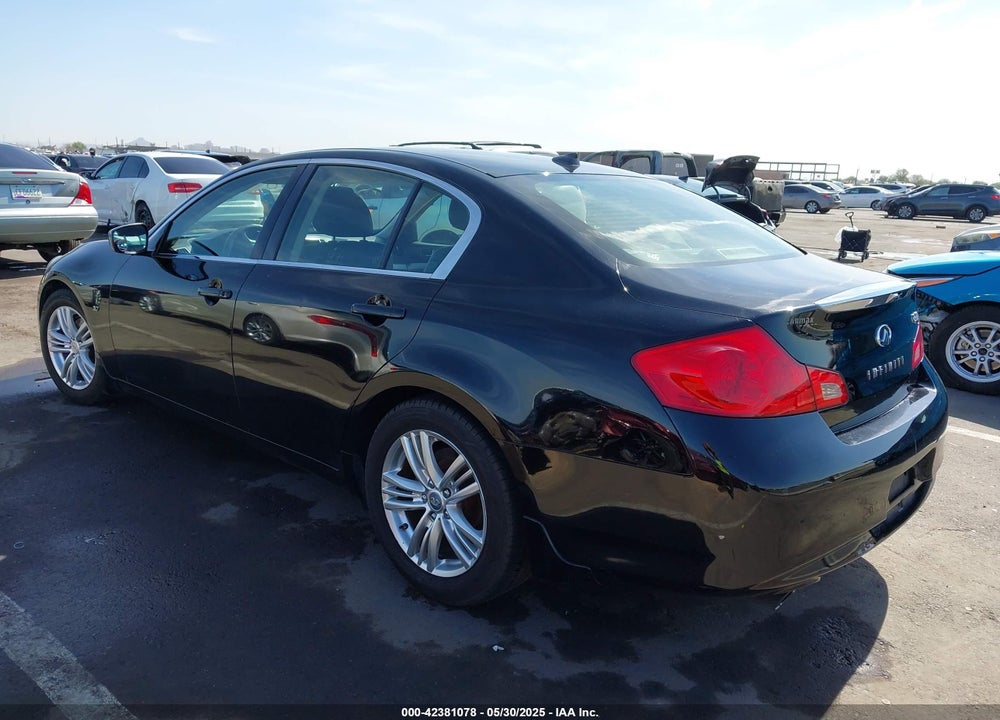 2015 INFINITI Q40 VIN: JN1CV6AP3FM580877