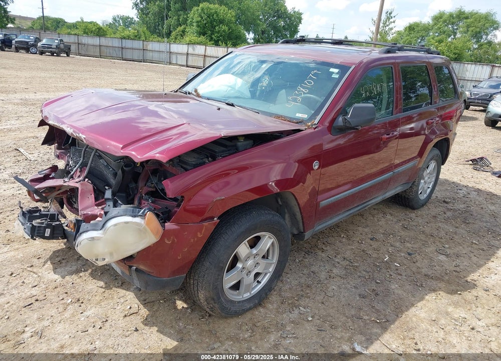 2007 JEEP GRAND CHEROKEE VIN: 1J8HR48P27C700525