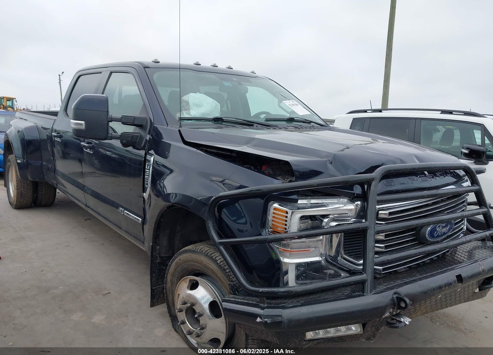 2021 FORD F-350 LARIAT VIN: 1FT8W3DT8MEC05842