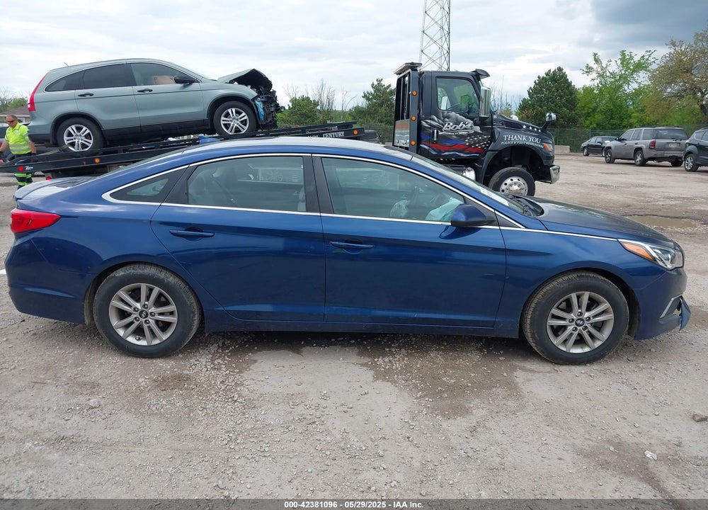 2017 HYUNDAI SONATA SE VIN: 5NPE24AF1HH571635