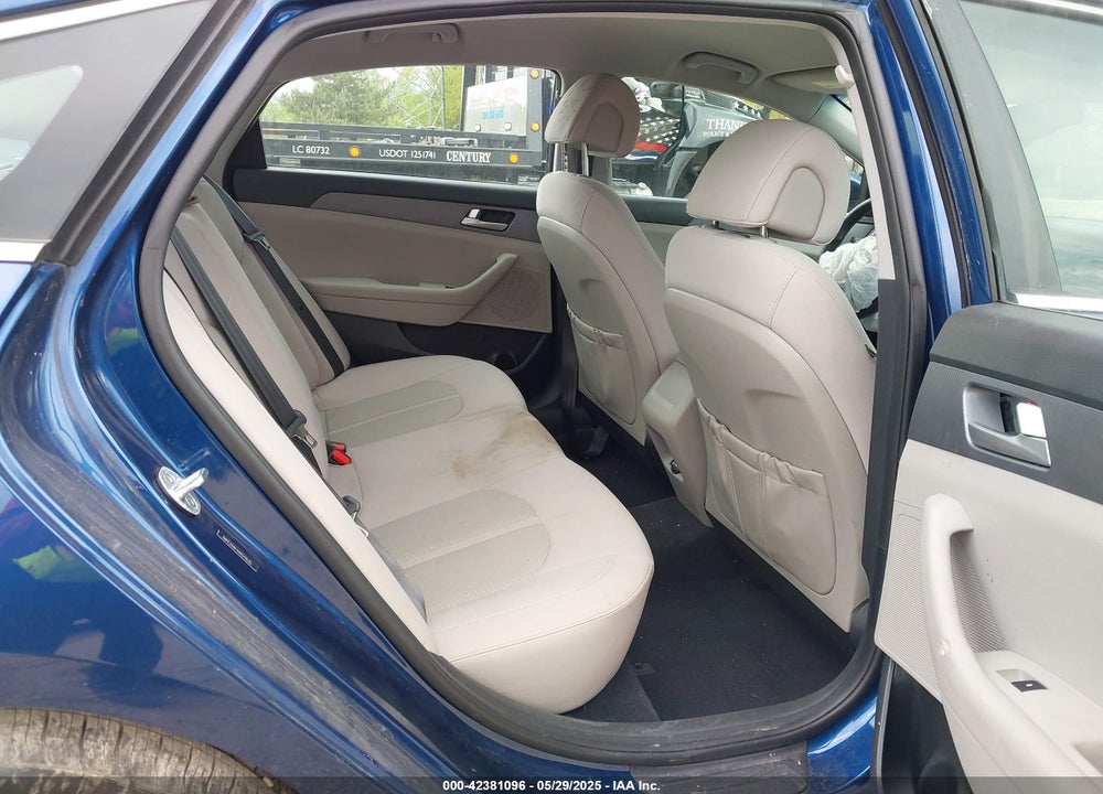 2017 HYUNDAI SONATA SE VIN: 5NPE24AF1HH571635