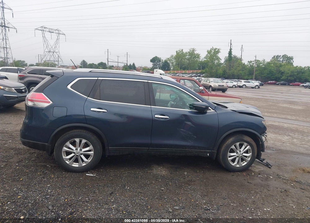 2015 NISSAN ROGUE SV VIN: 5N1AT2MV4FC885612