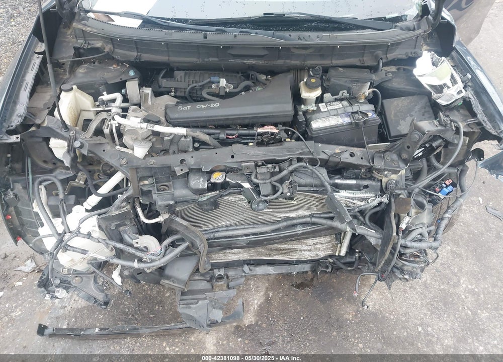 2015 NISSAN ROGUE SV VIN: 5N1AT2MV4FC885612