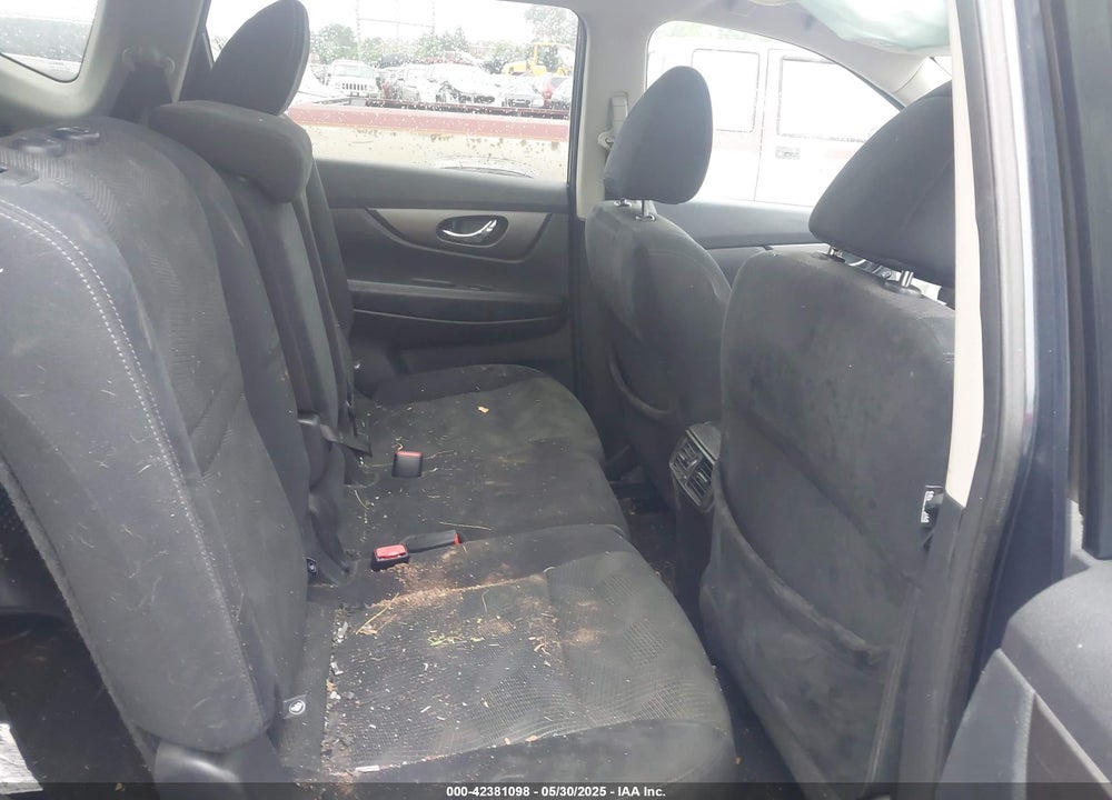 2015 NISSAN ROGUE SV VIN: 5N1AT2MV4FC885612