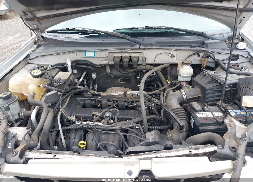 2005 MAZDA TRIBUTE I VIN: 4F2YZ02Z05KM59500