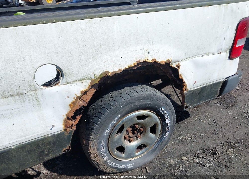 2006 FORD F-150 STX/XL/XLT VIN: 1FTRX12WX6FB17939