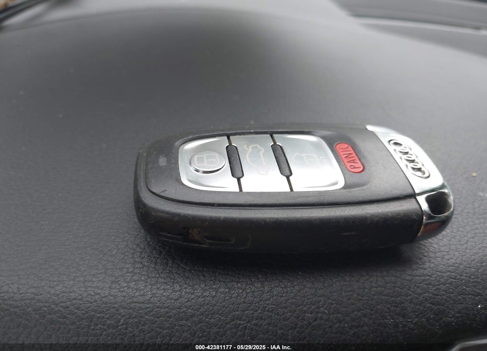 2011 AUDI A5 VIN: WAULFAFH2BN020509