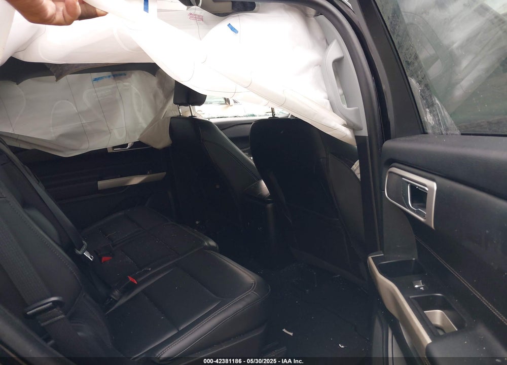 2023 FORD EXPLORER VIN: 1FMSK8DH1PGA58178