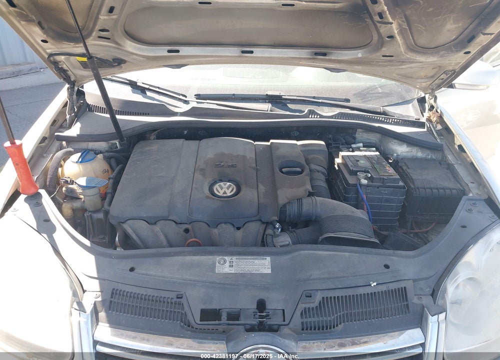 2010 VOLKSWAGEN JETTA VIN: 3VWRZ7AJ9AM115141
