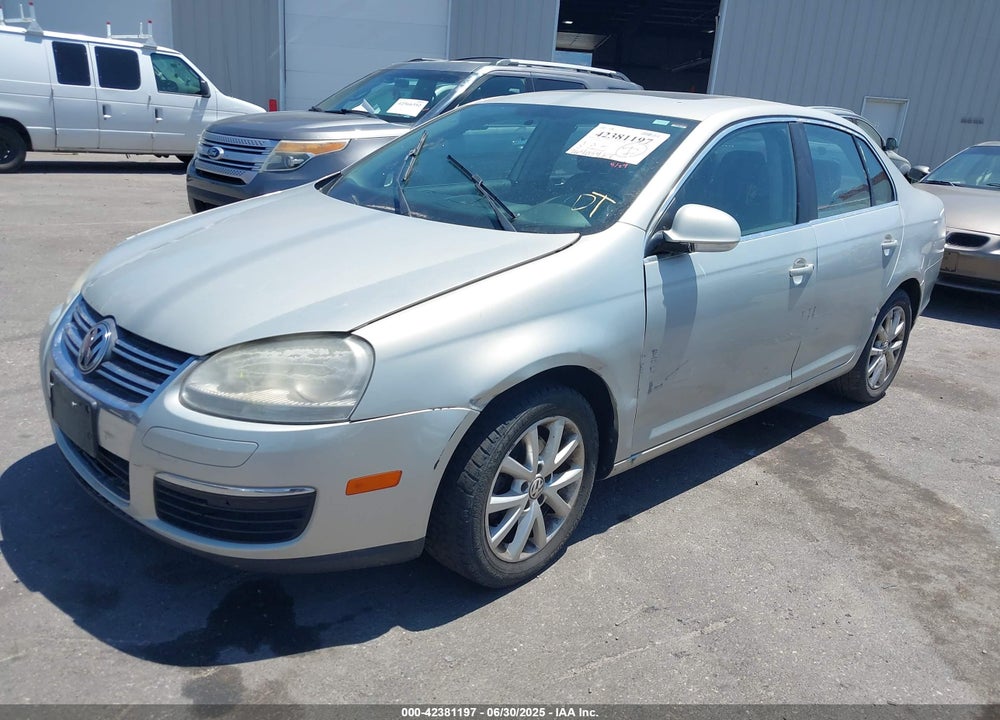 2010 VOLKSWAGEN JETTA VIN: 3VWRZ7AJ9AM115141