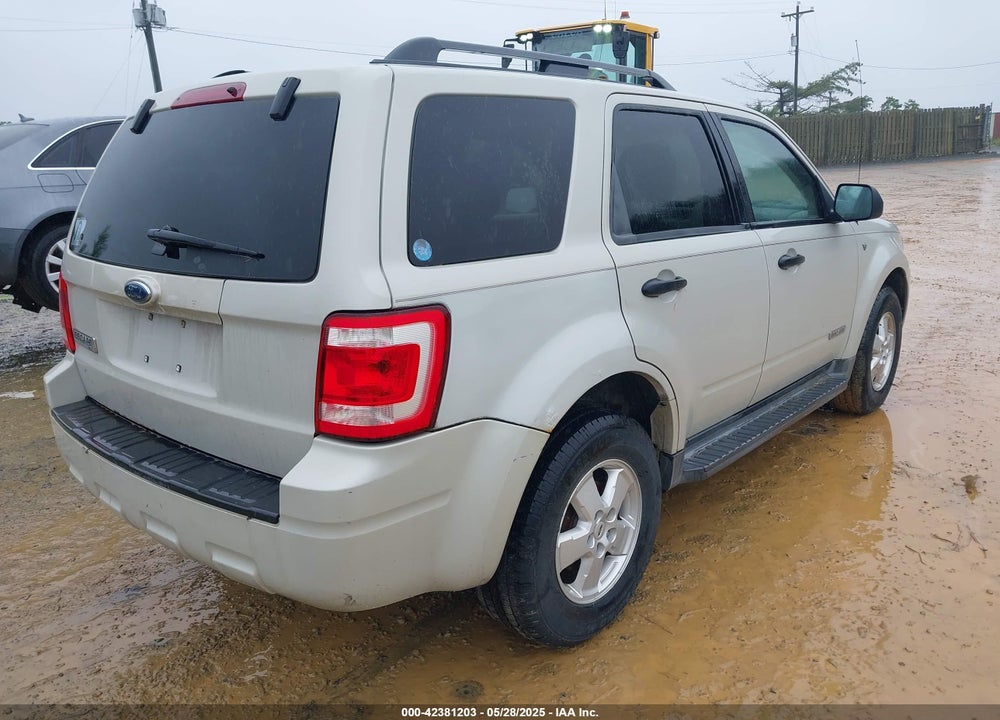 2008 FORD ESCAPE VIN: 1FMCU03158KC06061
