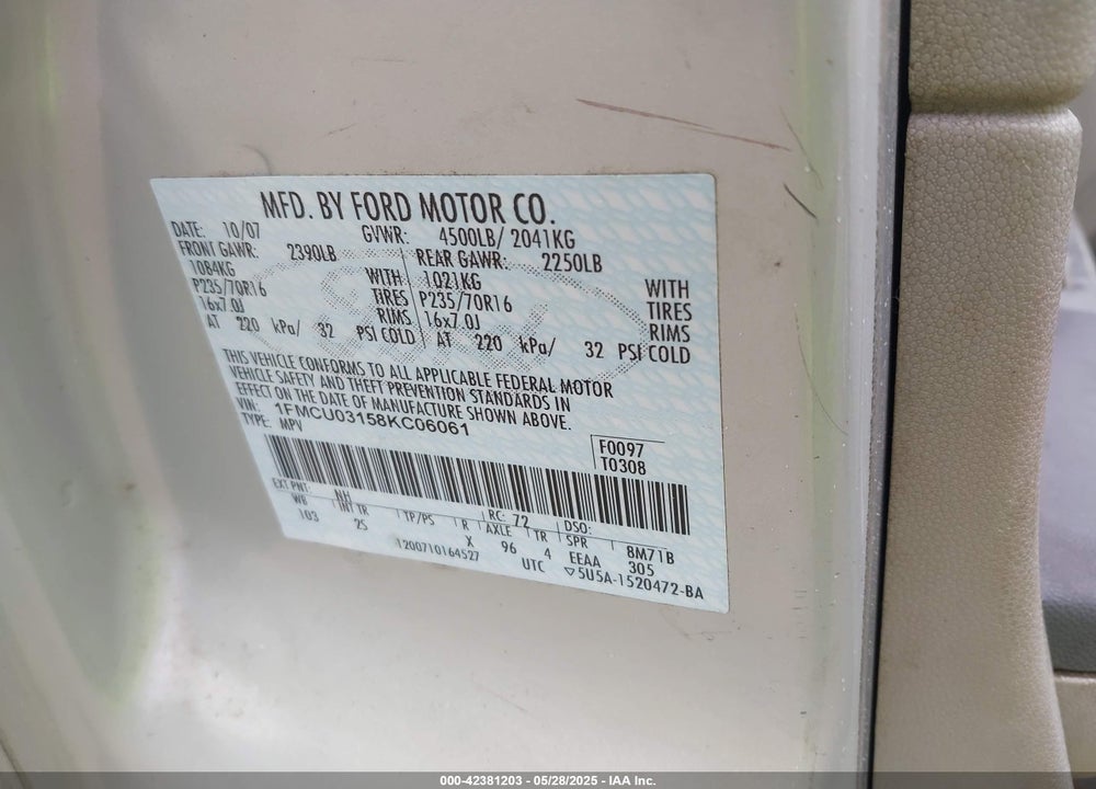 2008 FORD ESCAPE VIN: 1FMCU03158KC06061