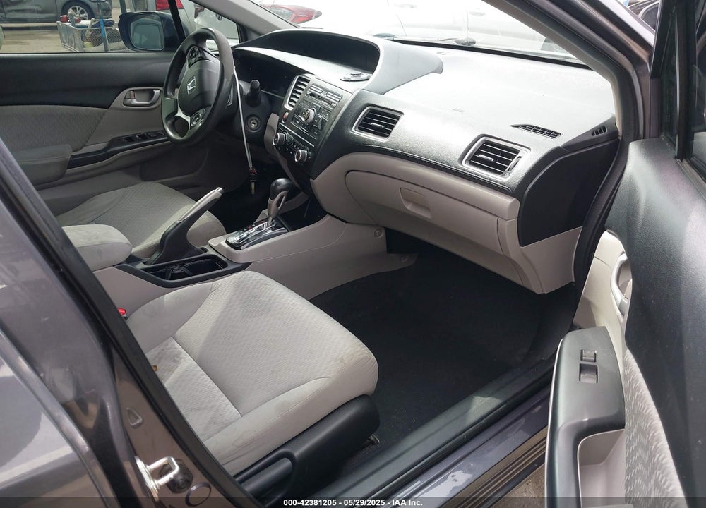 2014 HONDA CIVIC LX VIN: 19XFB2F58EE244075