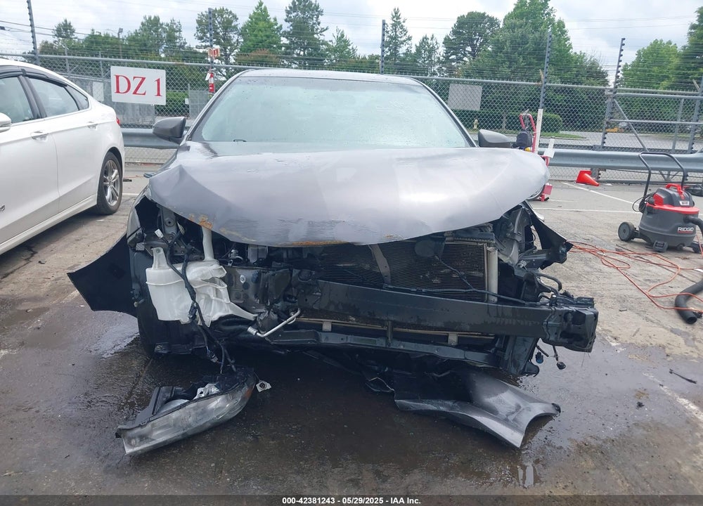 2016 TOYOTA CAMRY VIN: 4T1BF1FK2GU226187