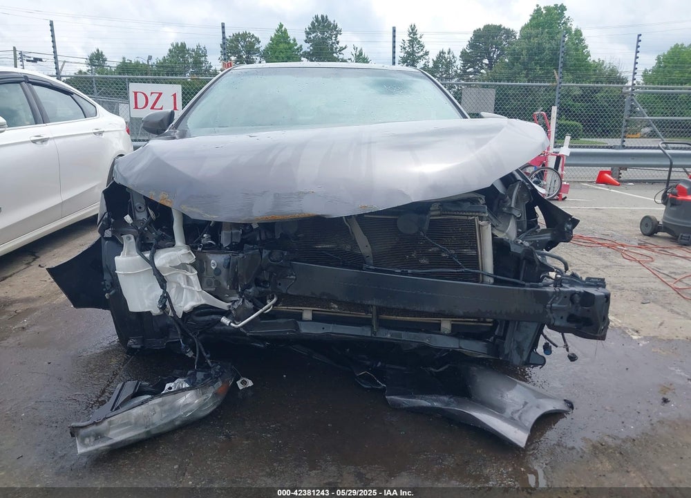 2016 TOYOTA CAMRY VIN: 4T1BF1FK2GU226187
