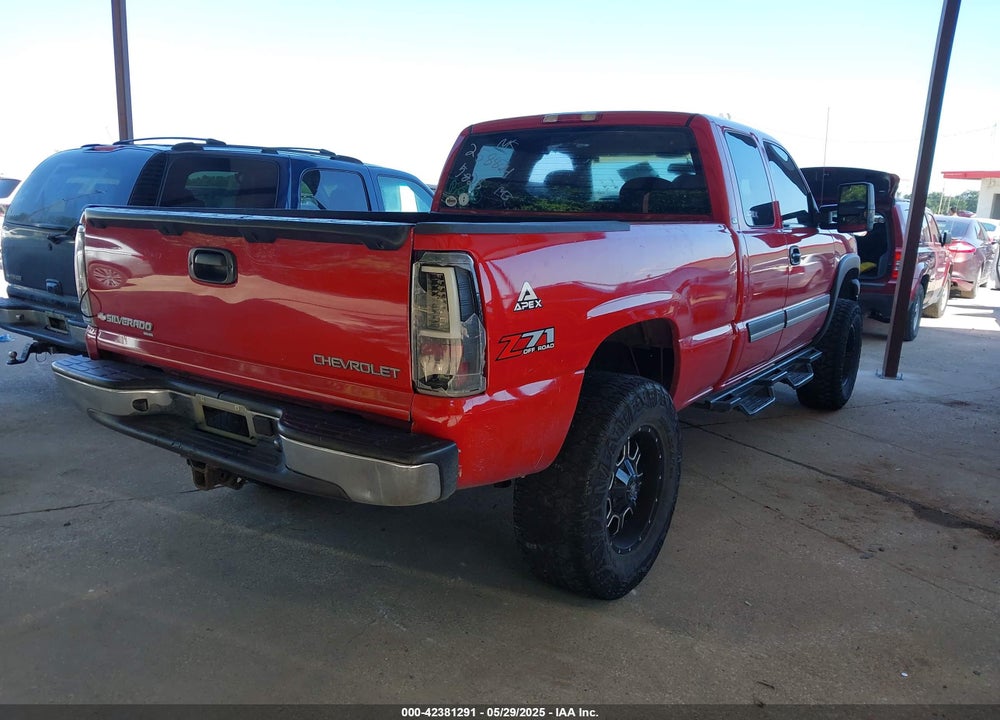 2003 CHEVROLET SILVERADO 1500 LS VIN: 2GCEK19V031258824