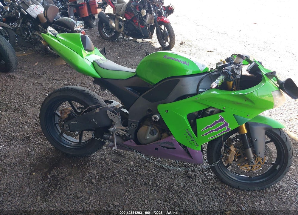 2005 KAWASAKI NINJA ZX 10R VIN: JKAZXCC145A023298