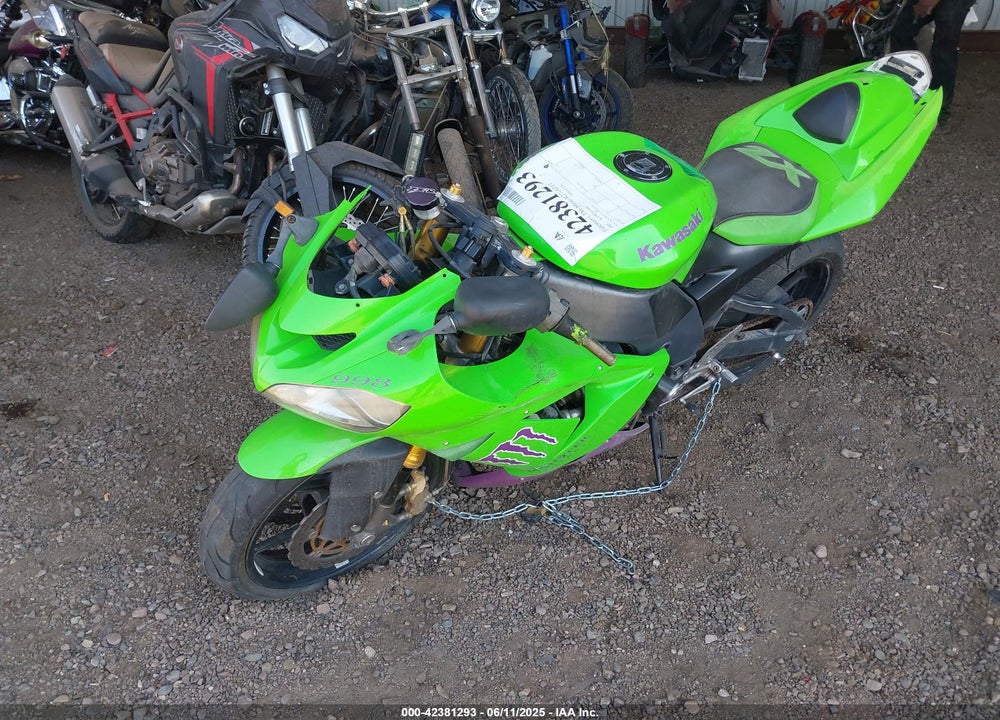 2005 KAWASAKI NINJA ZX 10R VIN: JKAZXCC145A023298