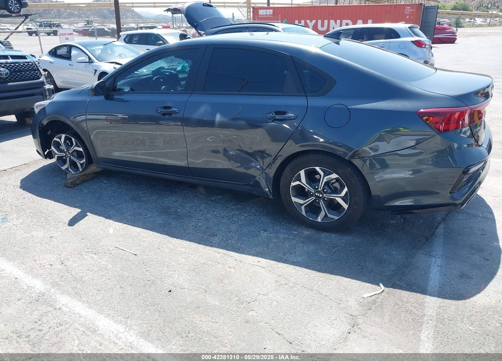 2020 KIA FORTE VIN: 3KPF24AD5LE223787