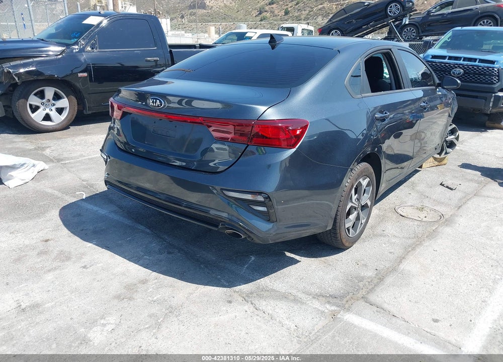 2020 KIA FORTE VIN: 3KPF24AD5LE223787