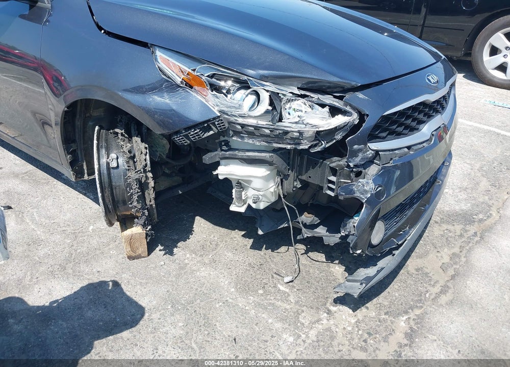 2020 KIA FORTE VIN: 3KPF24AD5LE223787