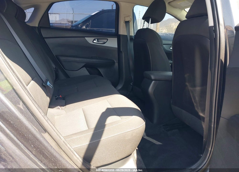 2020 KIA FORTE VIN: 3KPF24AD5LE223787