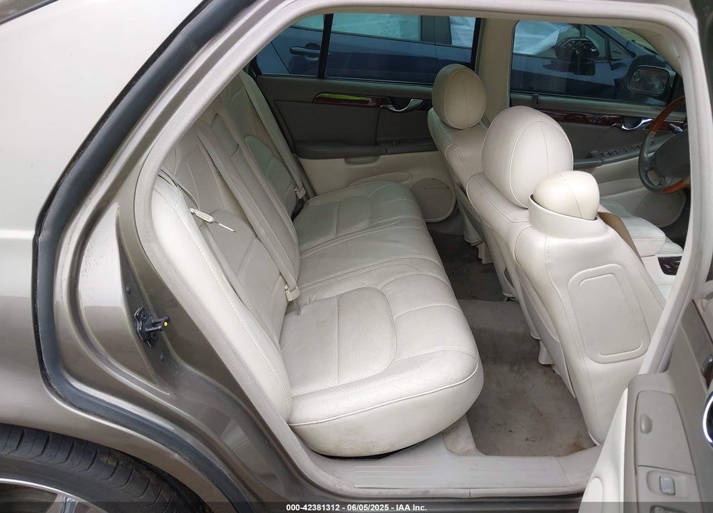 2002 CADILLAC DEVILLE DTS VIN: 1G6KF57932U284473