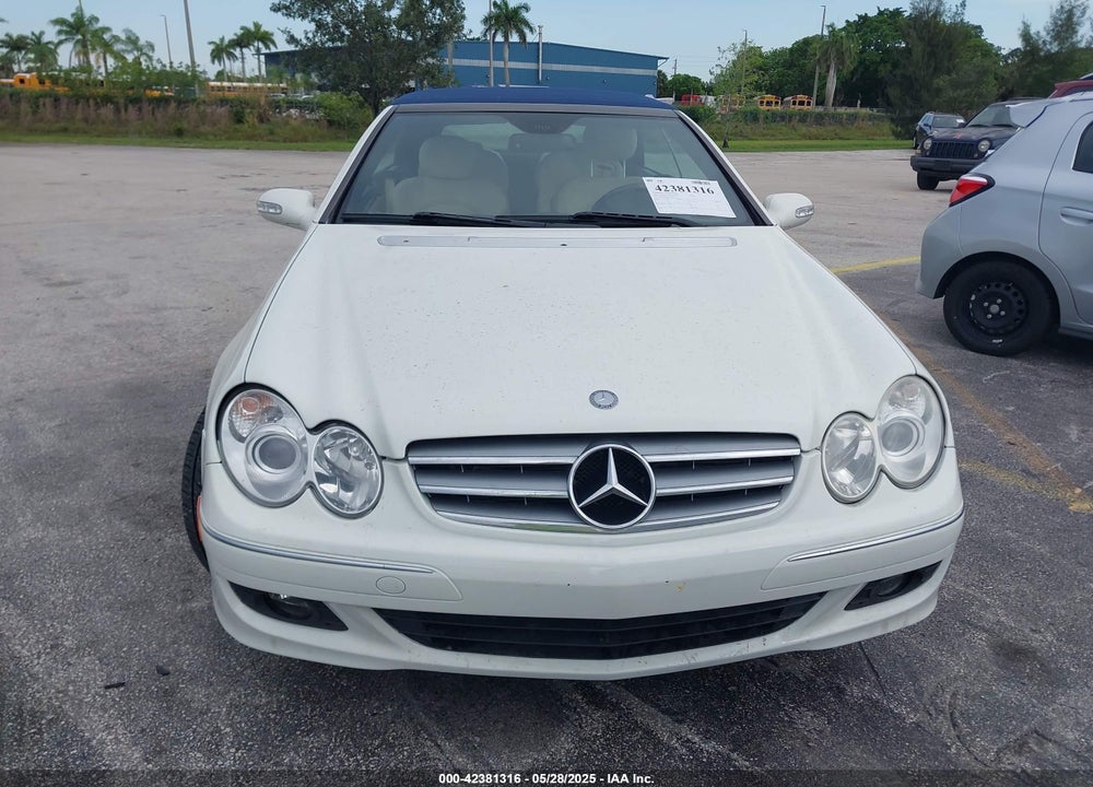 2009 MERCEDES-BENZ CLK 350 VIN: WDBTK56FX9T105106