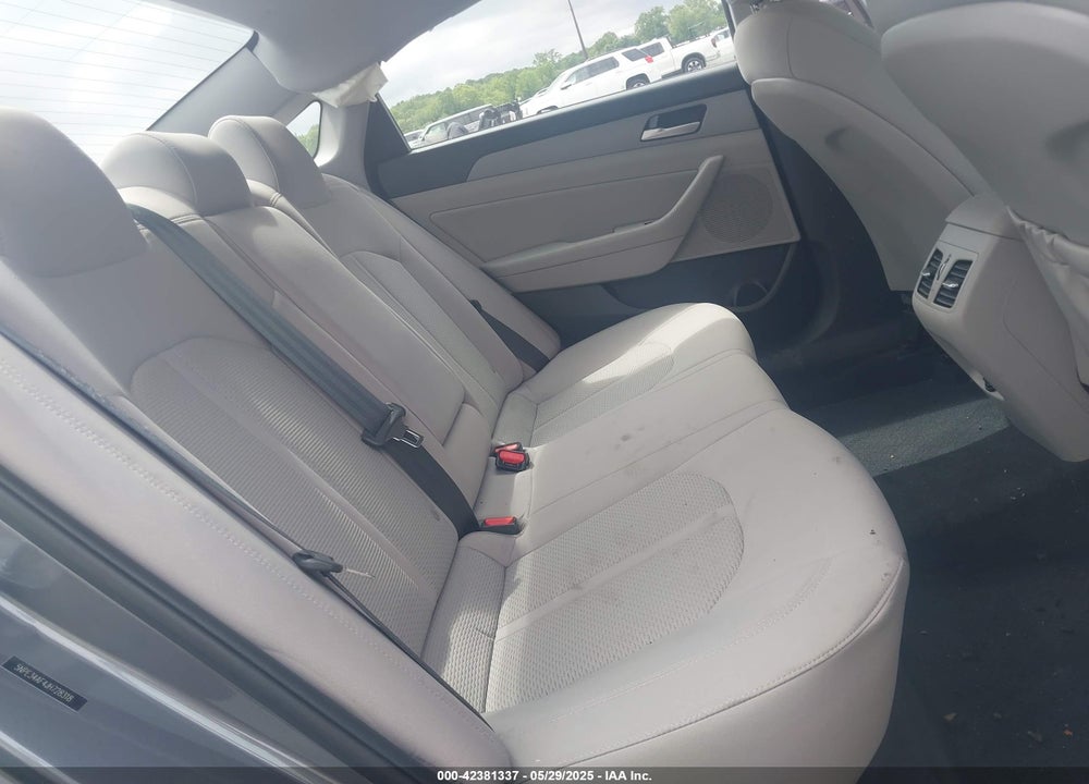 2018 HYUNDAI SONATA VIN: 5NPE34AF4JH728318