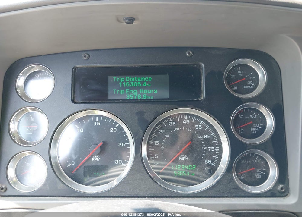 2012 KENWORTH T700 T700 VIN: 1XKFD48X9CJ315678