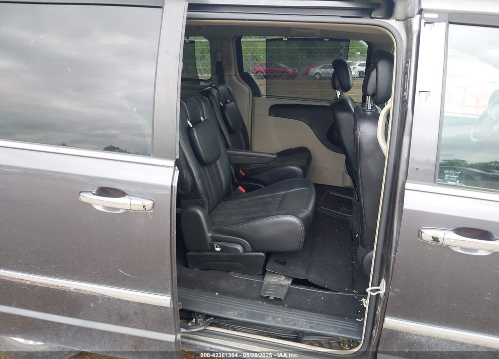 2015 CHRYSLER TOWN & COUNTRY TOURING-L VIN: 2C4RC1CG9FR522413